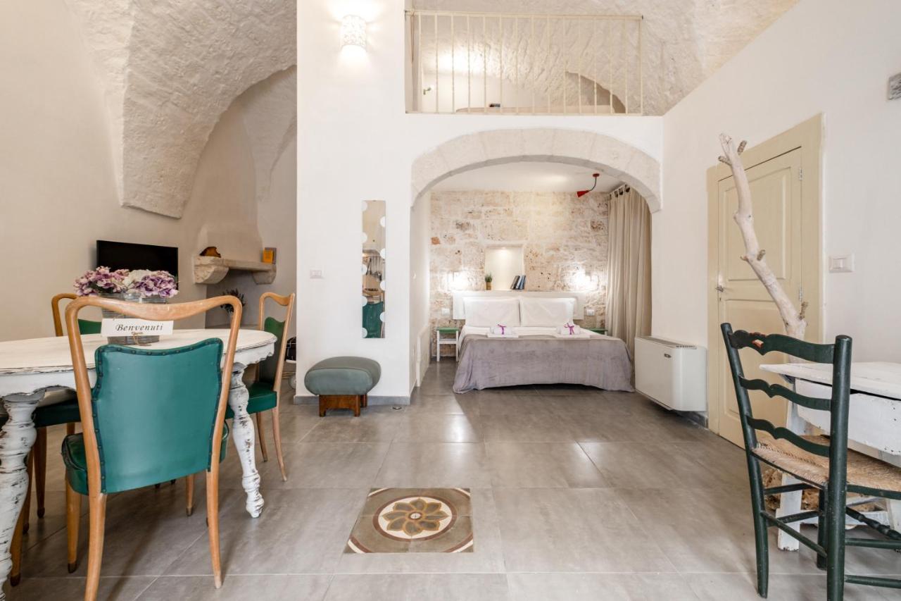La Casa Nel Vico Pretty Apartment Остуні Екстер'єр фото