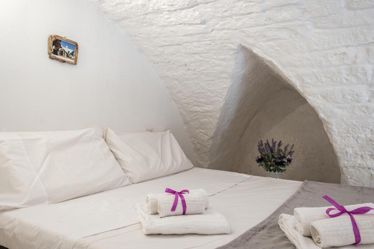 La Casa Nel Vico Pretty Apartment Остуні Екстер'єр фото